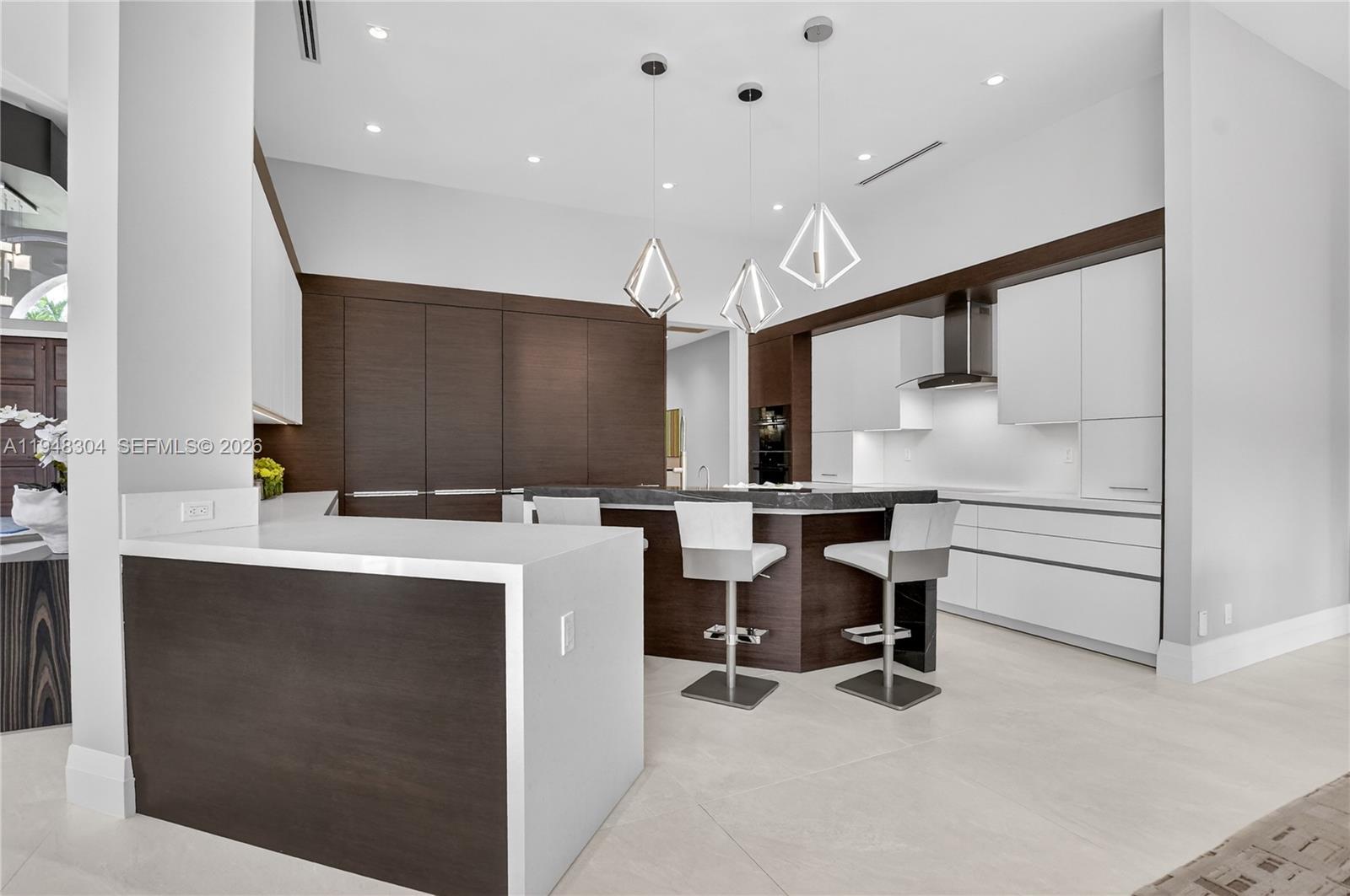 6860 Queenferry Cir, Boca Raton FL 33496