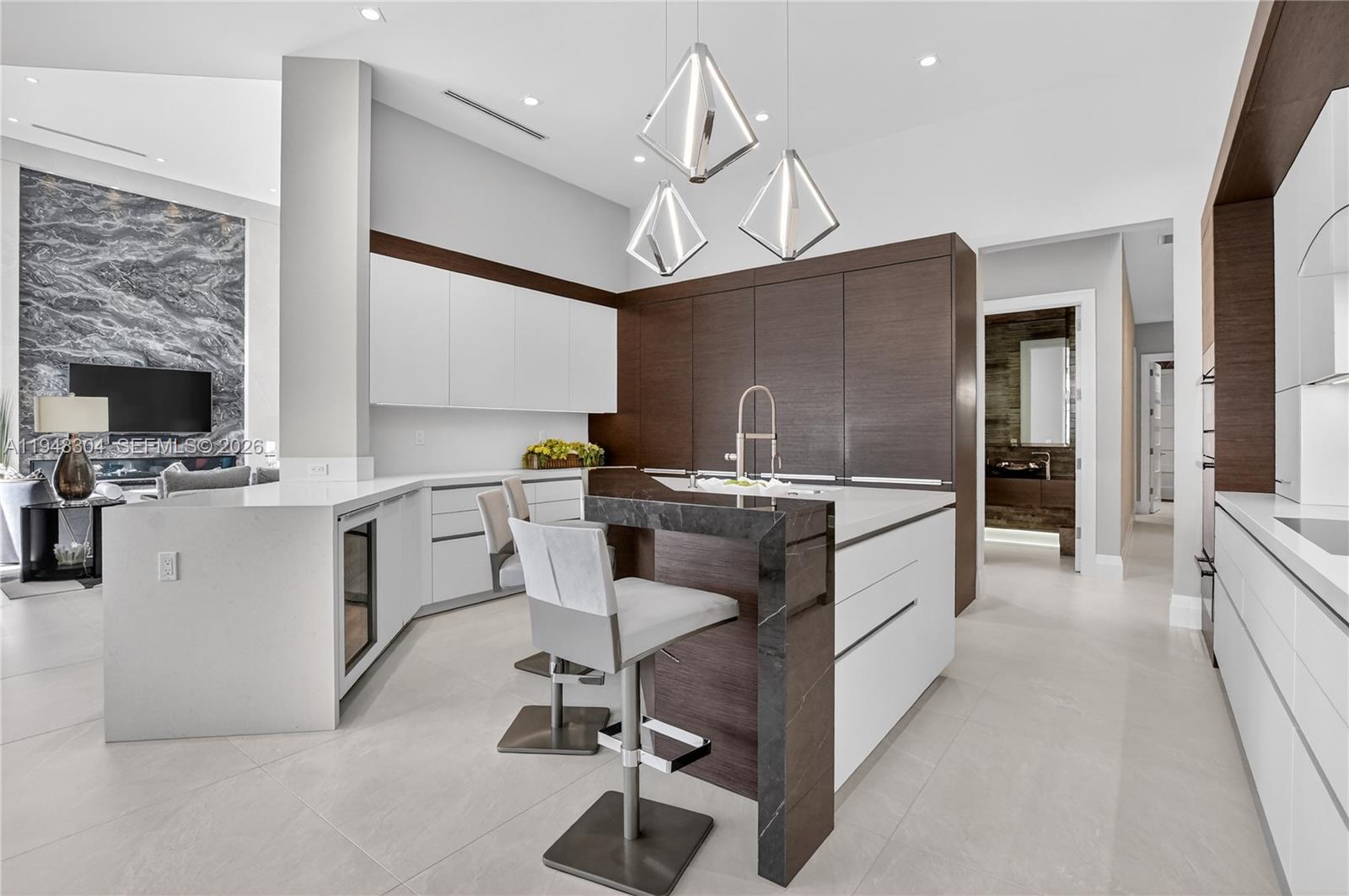 6860 Queenferry Cir, Boca Raton FL 33496