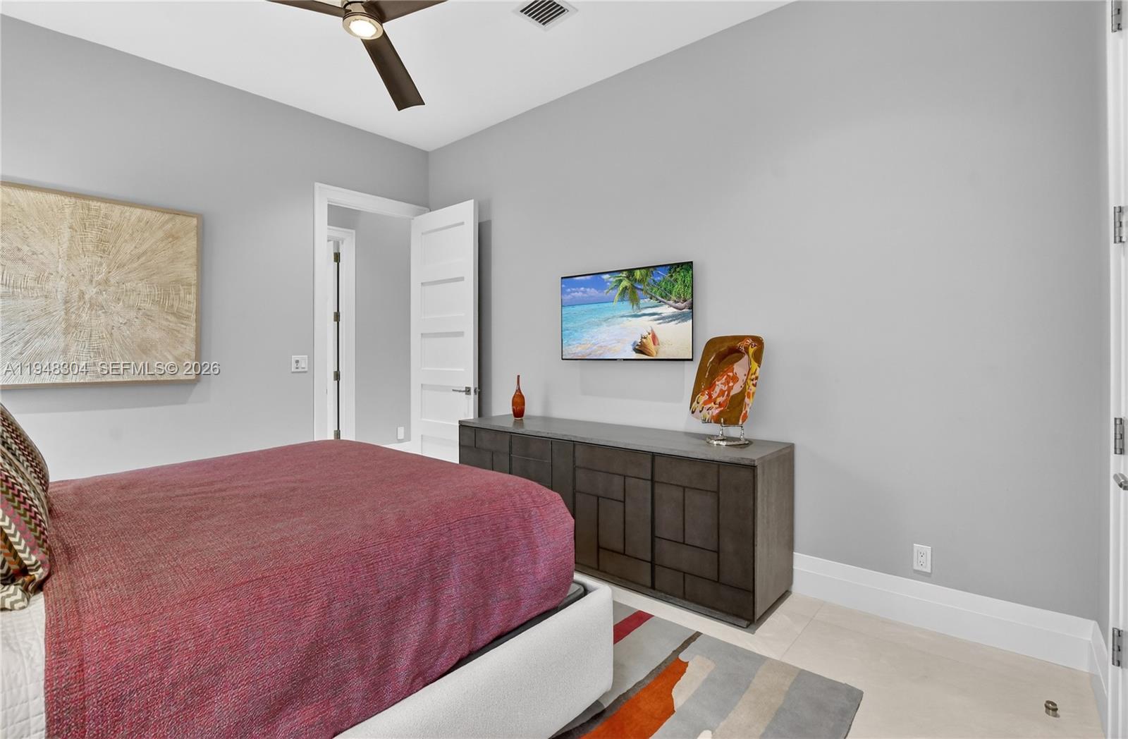 6860 Queenferry Cir, Boca Raton FL 33496