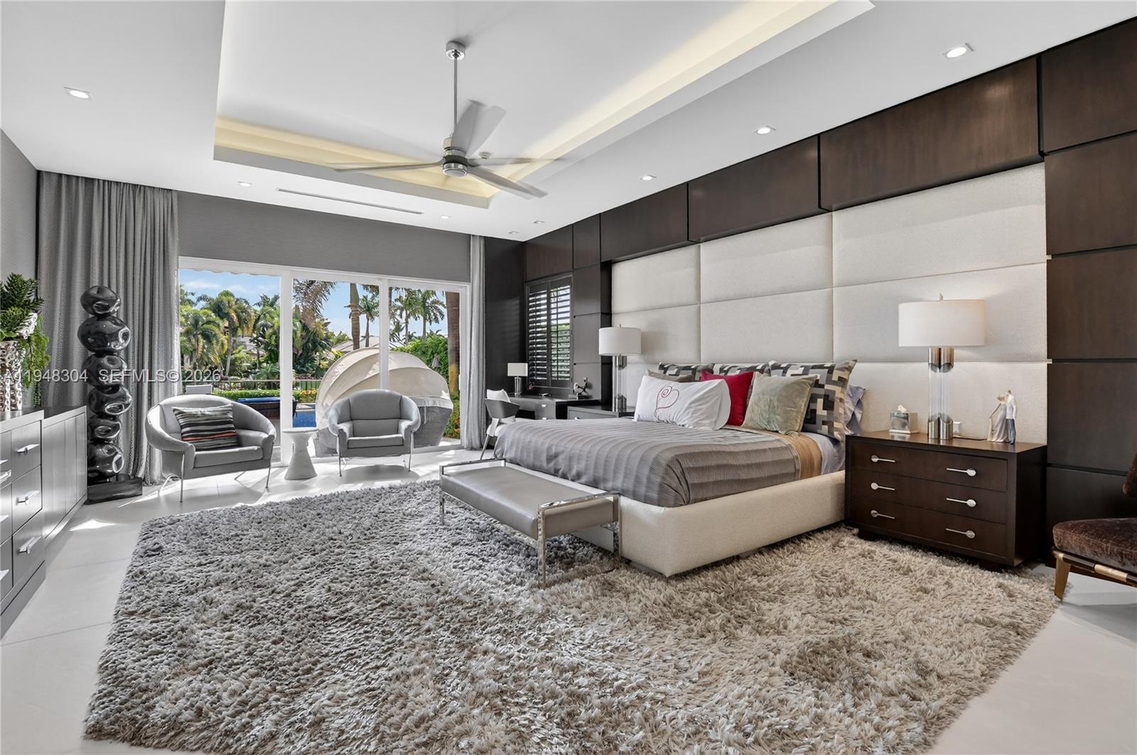 6860 Queenferry Cir, Boca Raton FL 33496