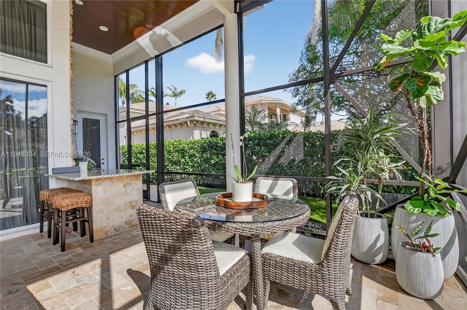 6860 Queenferry Cir, Boca Raton FL 33496