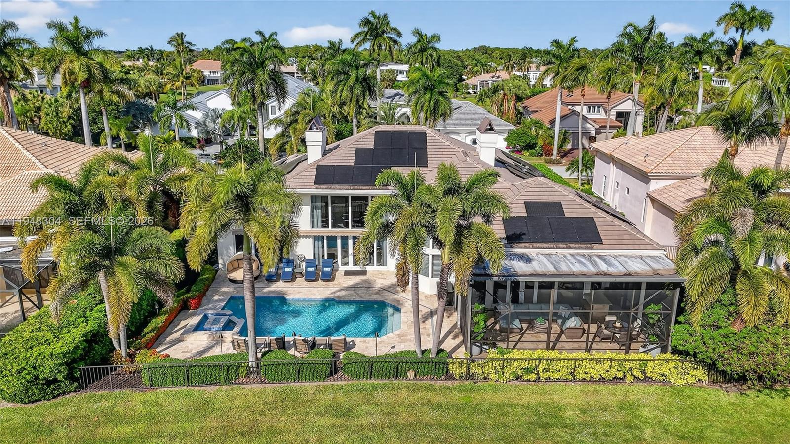 6860 Queenferry Cir, Boca Raton FL 33496