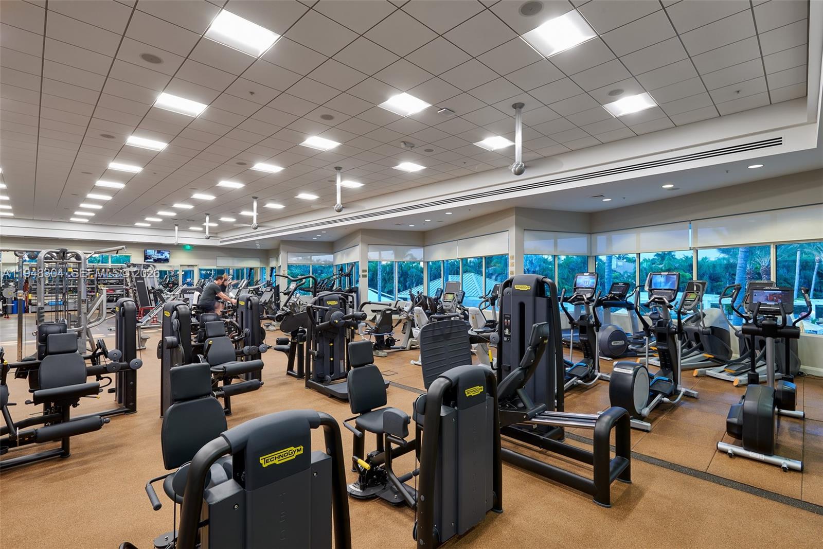6860 Queenferry Cir, Boca Raton FL 33496