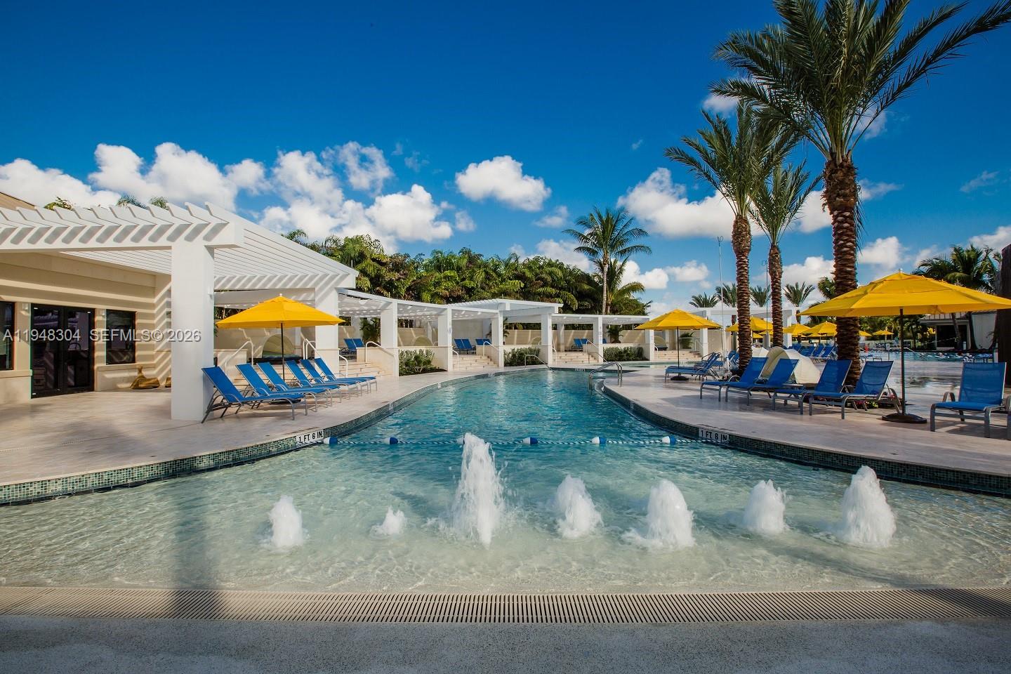 6860 Queenferry Cir, Boca Raton FL 33496