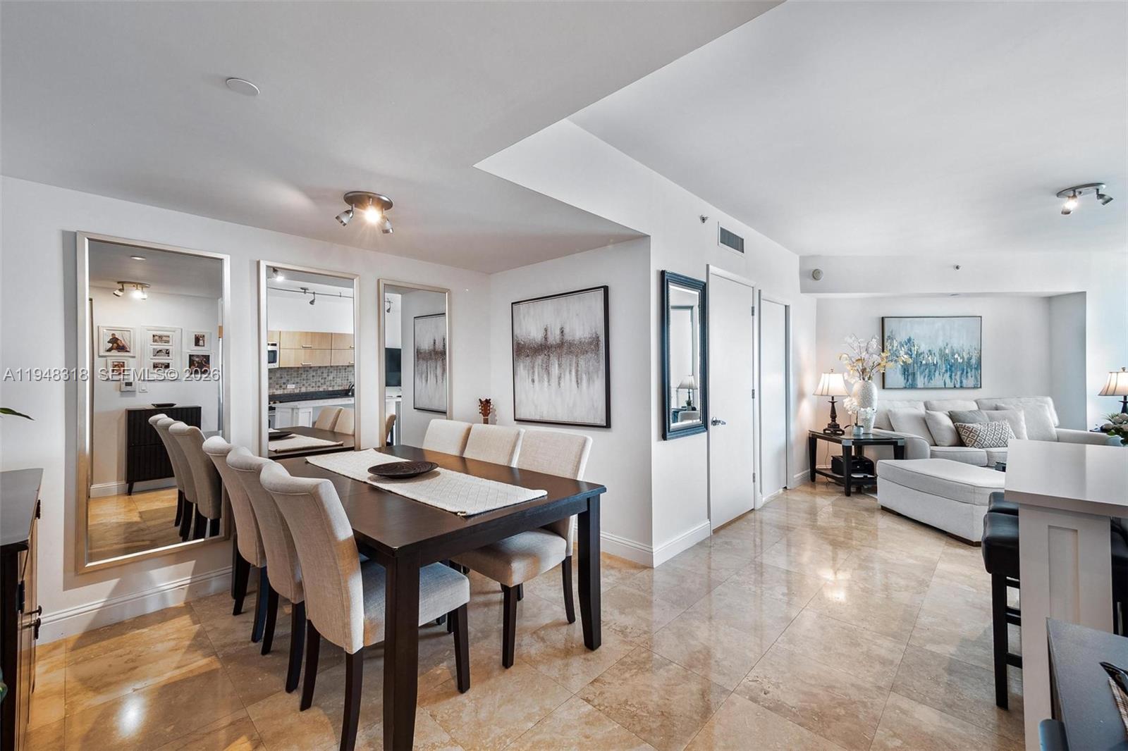 350 S Miami Ave #3807, Miami FL 33130