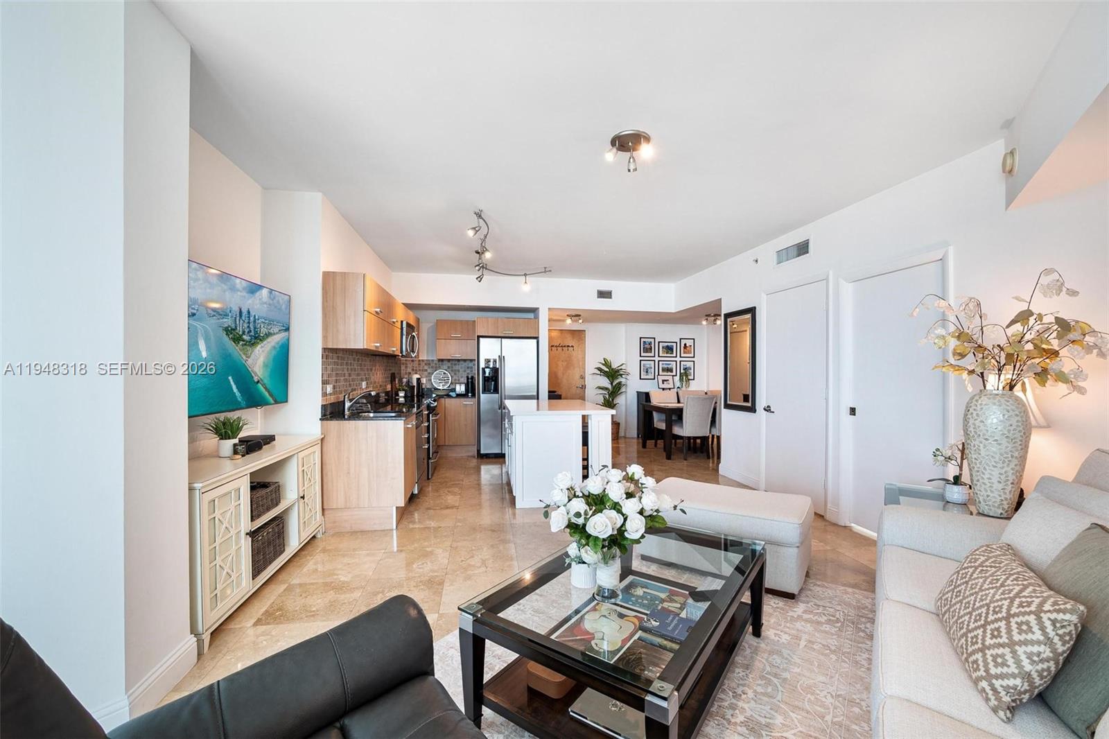 350 S Miami Ave #3807, Miami FL 33130