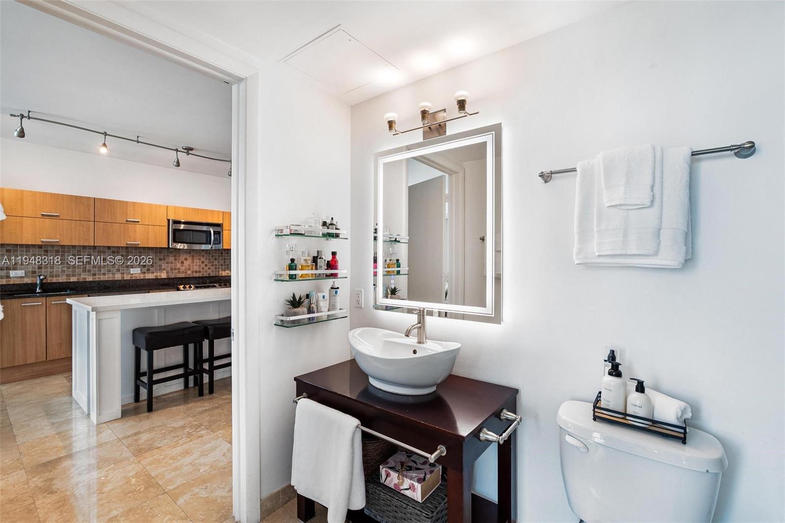350 S Miami Ave #3807, Miami FL 33130