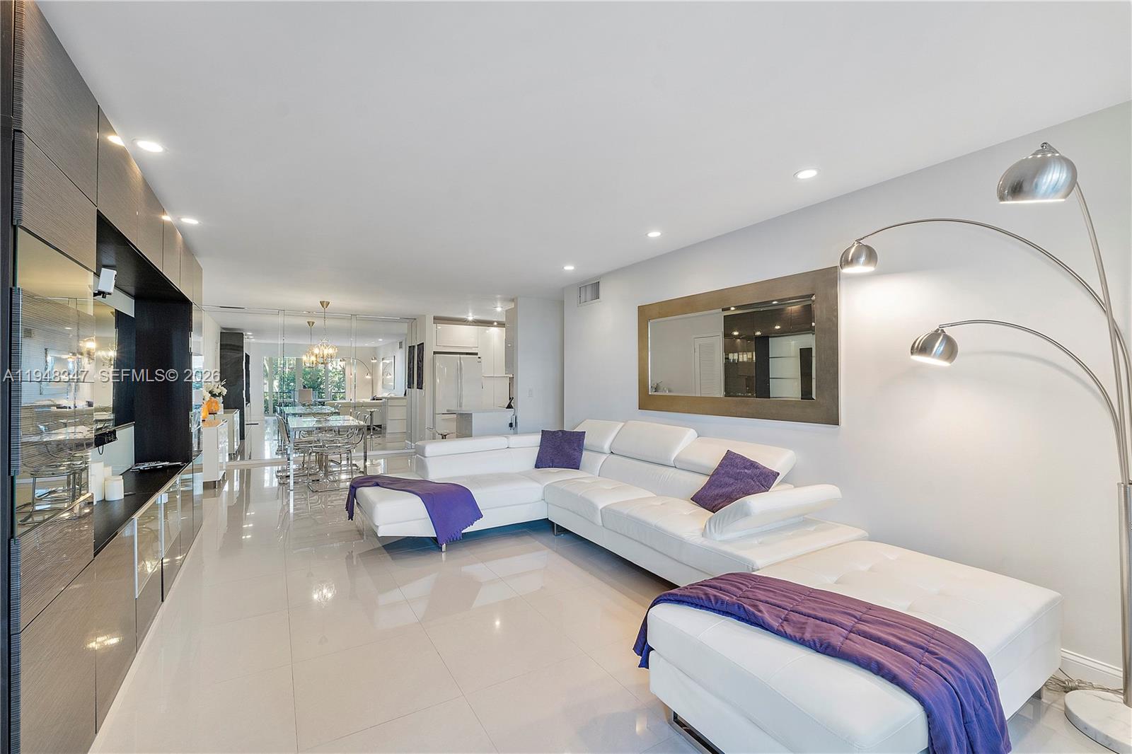 6261 Bay Club Dr #2, Fort Lauderdale FL 33308