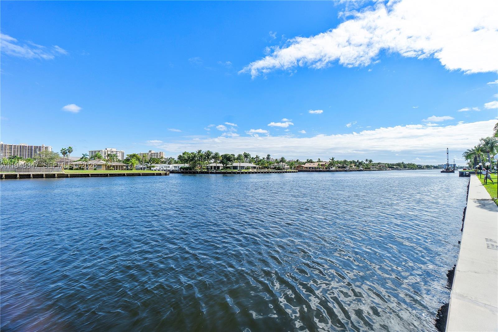 6261 Bay Club Dr #2, Fort Lauderdale FL 33308