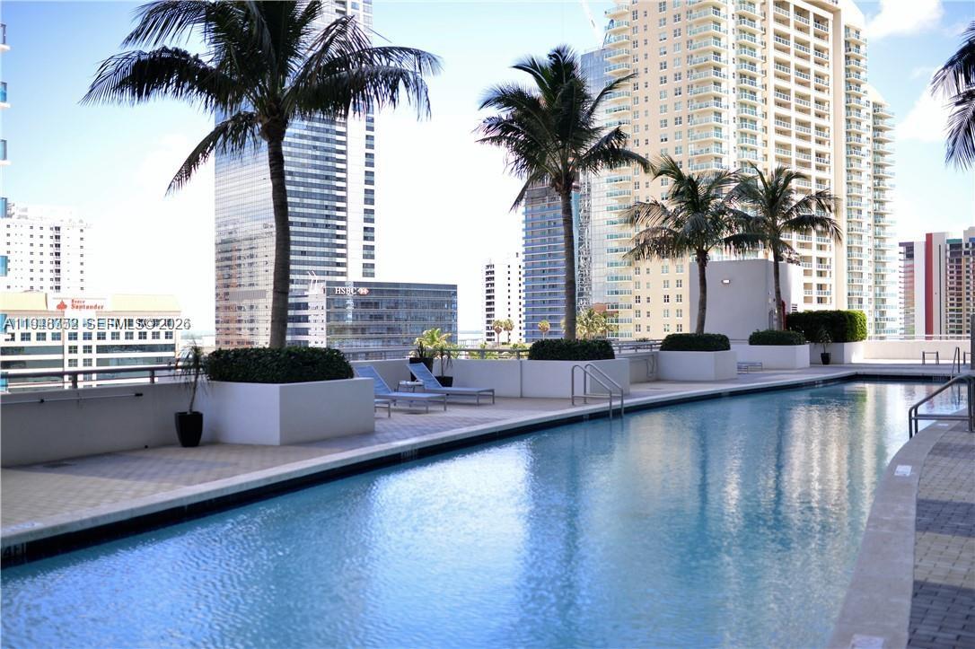 60 SW 13th St #1122, Miami FL 33130