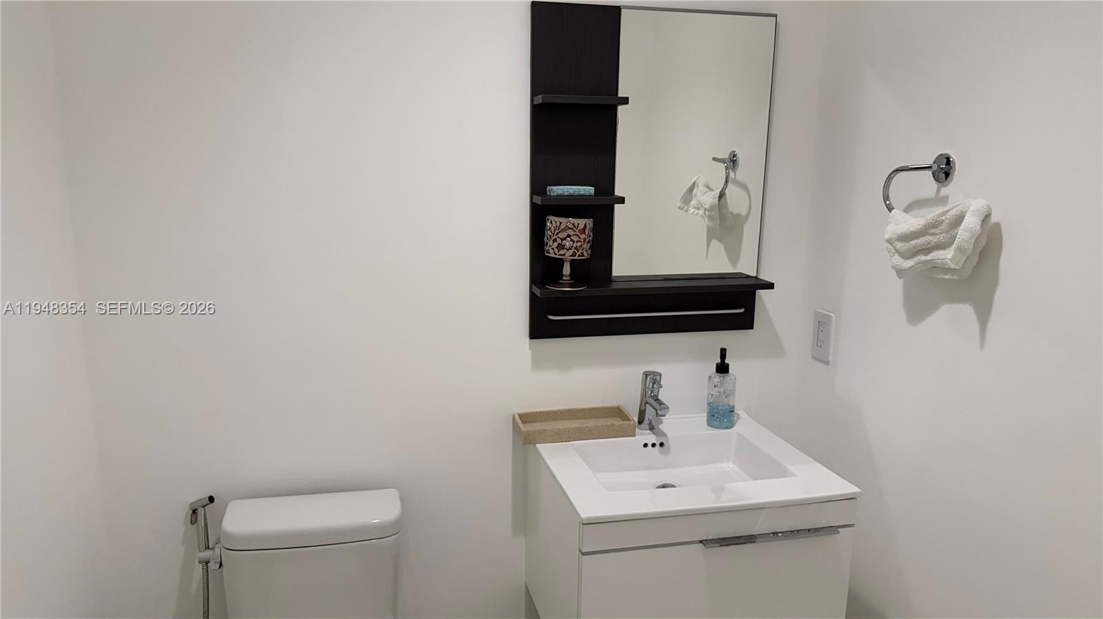 17301 Biscayne Blvd #1002, North Miami Beach FL 33160