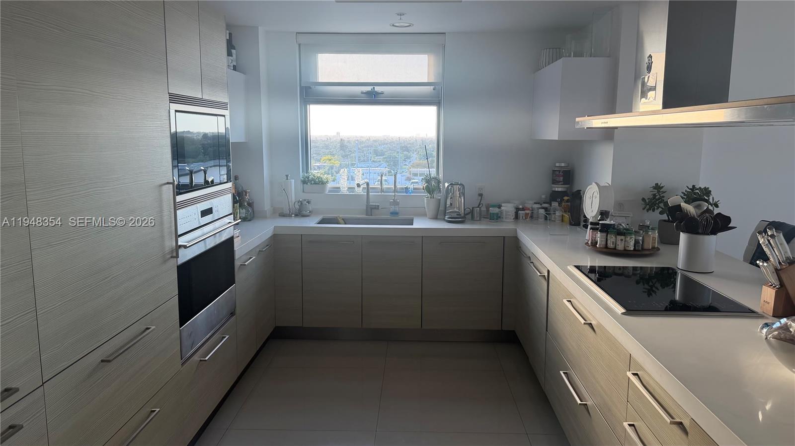 17301 Biscayne Blvd #1002, North Miami Beach FL 33160