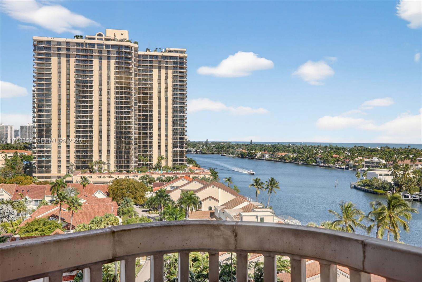 19355 Turnberry Way #8L, Aventura FL 33180