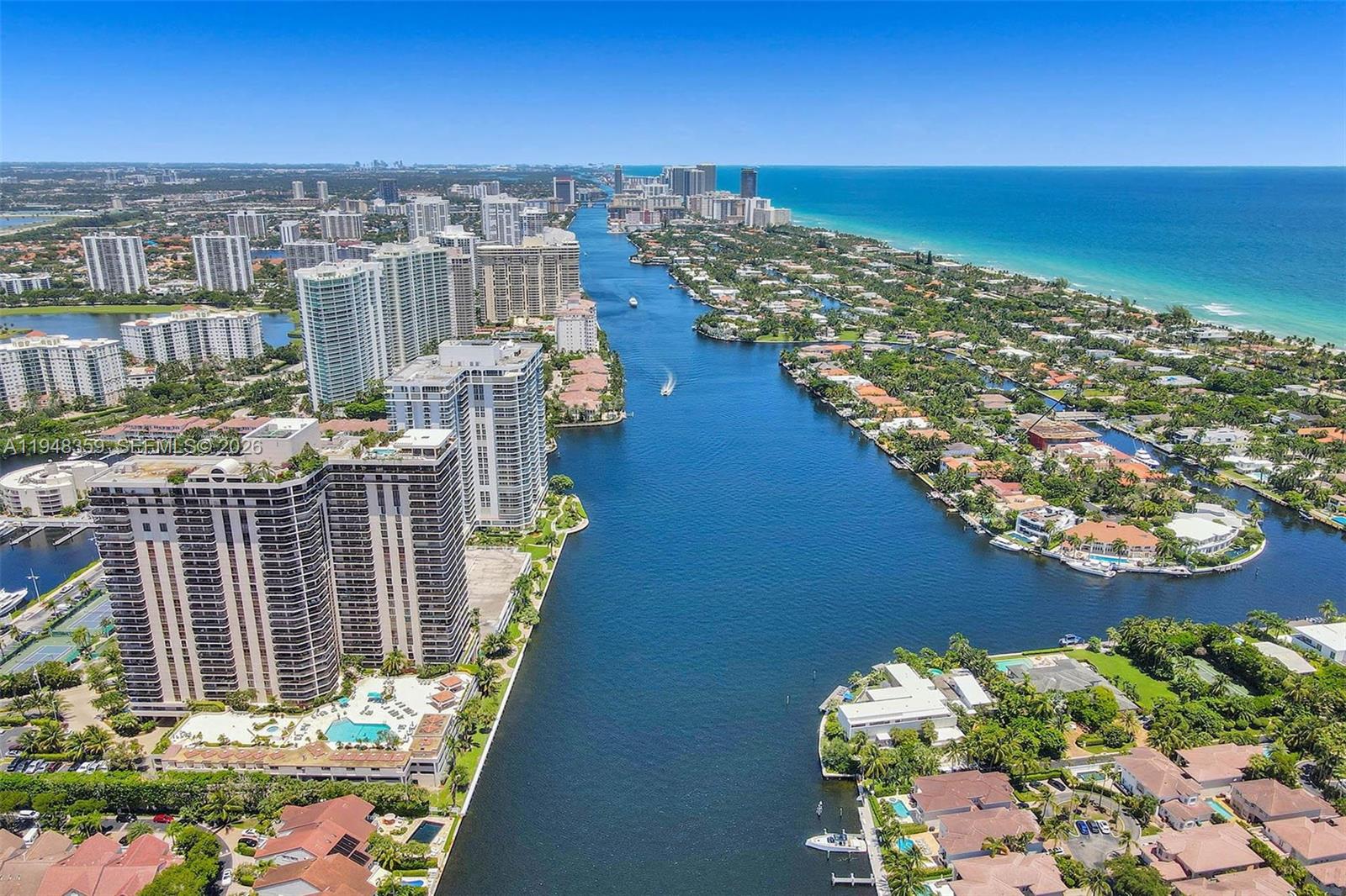 19355 Turnberry Way #8L, Aventura FL 33180