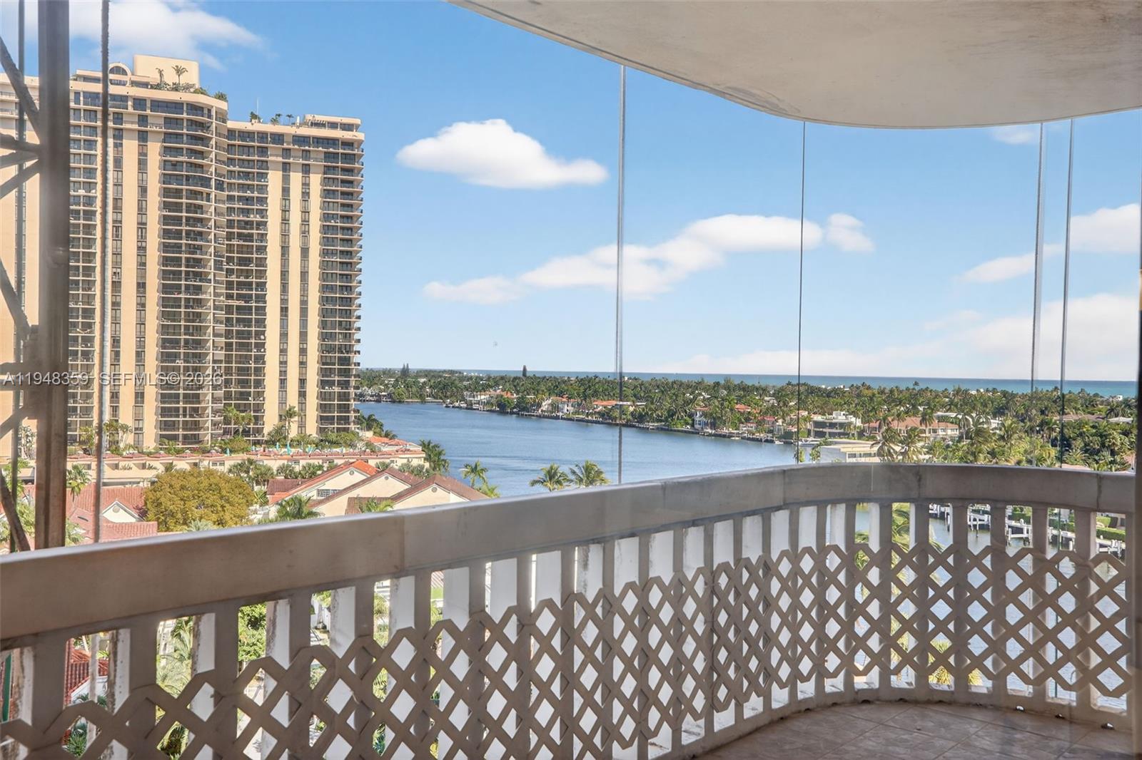 19355 Turnberry Way #8L, Aventura FL 33180