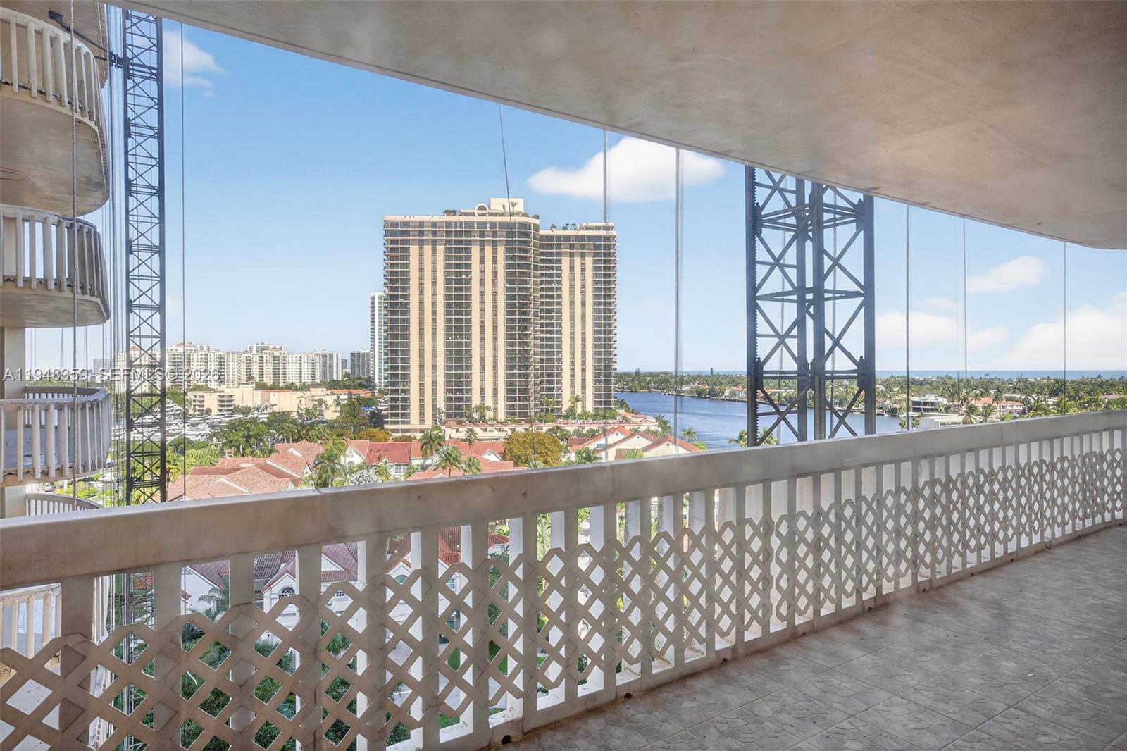 19355 Turnberry Way #8L, Aventura FL 33180