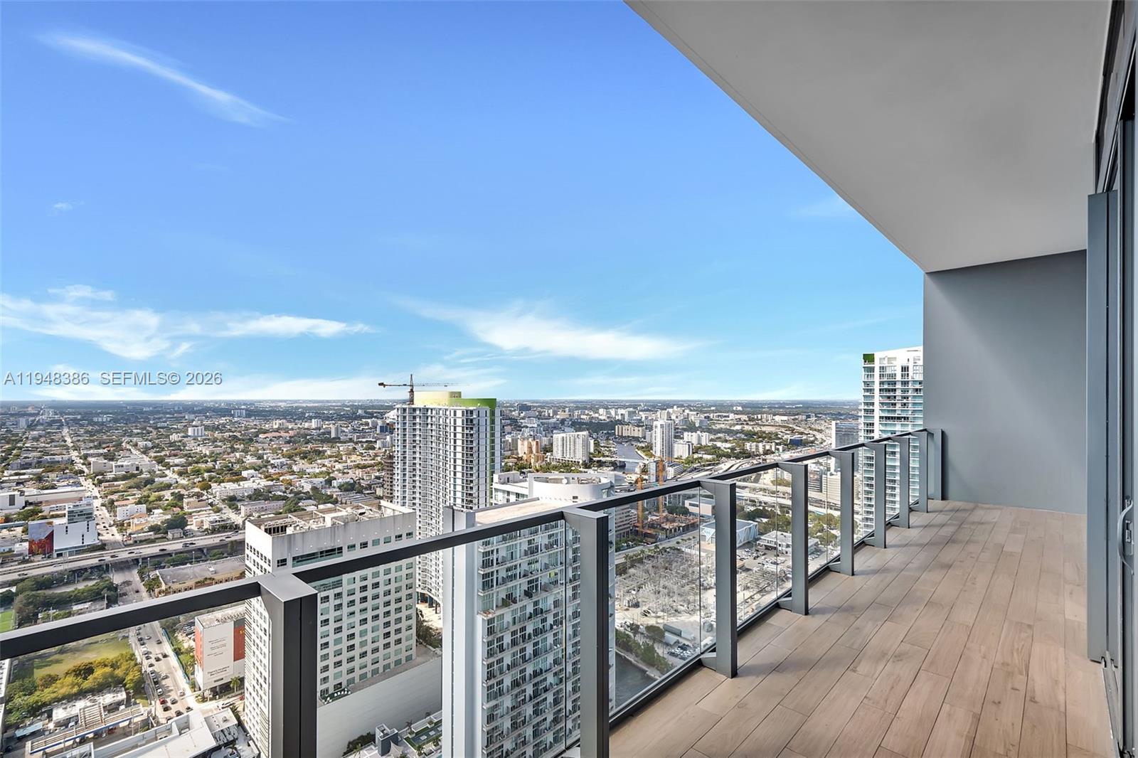 88 SW 7th St #4110, Miami FL 33130