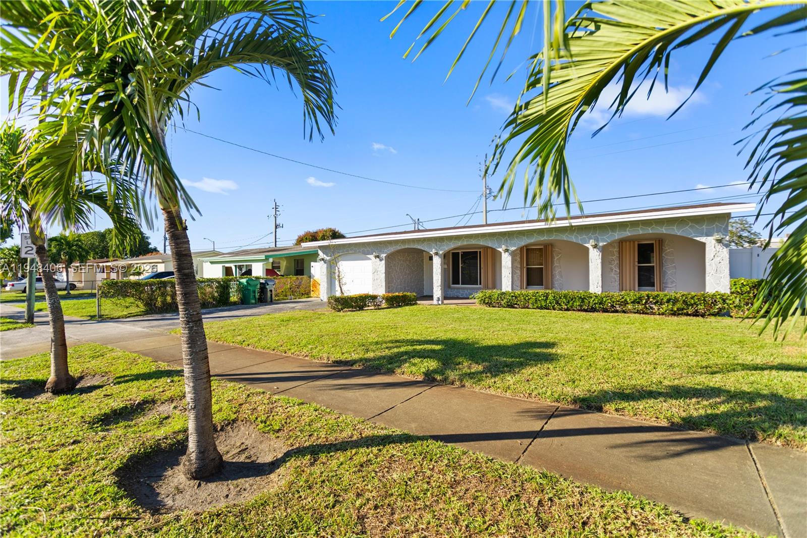 3521 NW 18th Pl, Lauderhill FL 33311