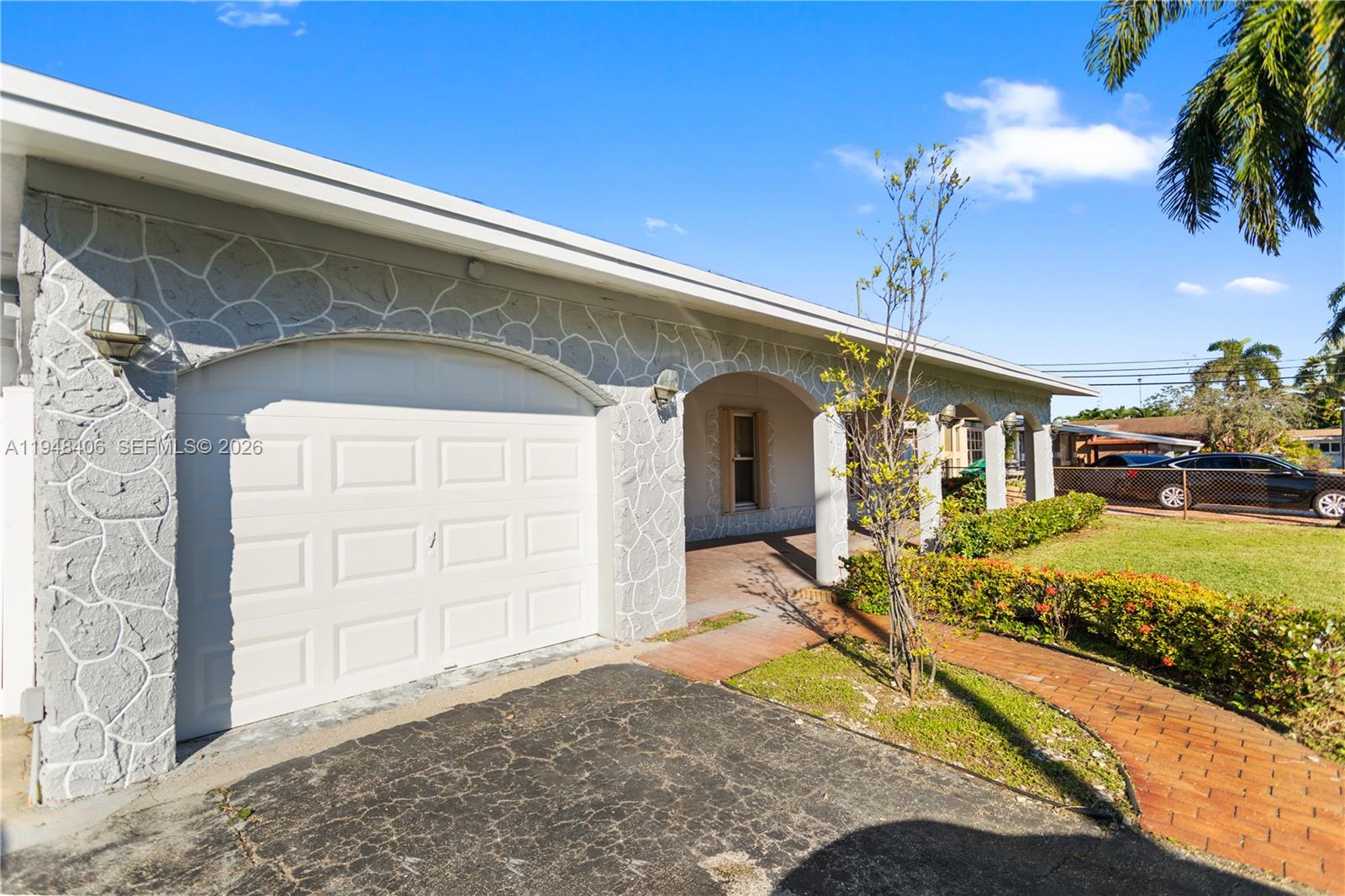 3521 NW 18th Pl, Lauderhill FL 33311