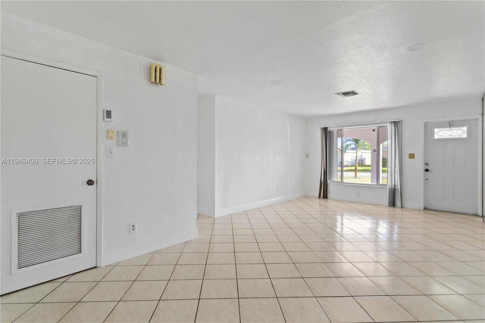 3521 NW 18th Pl, Lauderhill FL 33311