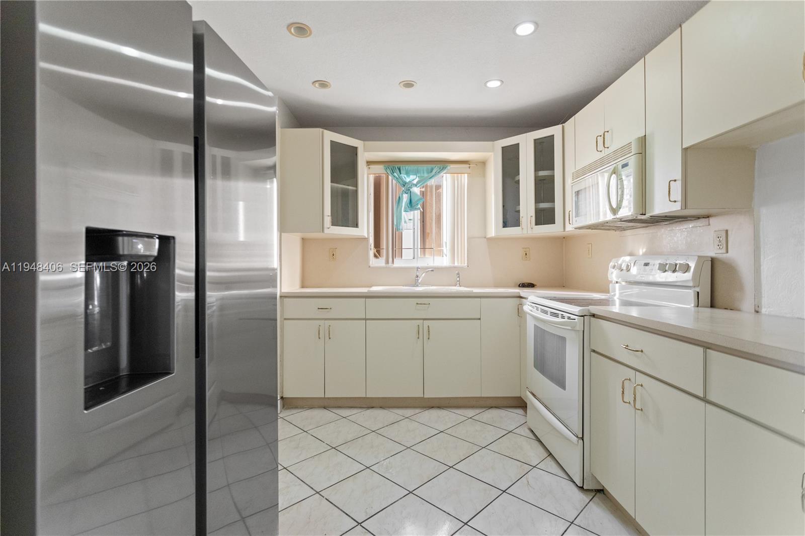 3521 NW 18th Pl, Lauderhill FL 33311
