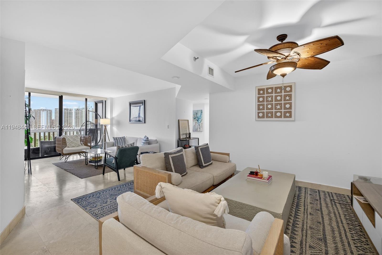 1000 Island Blvd #2105, Aventura FL 33160