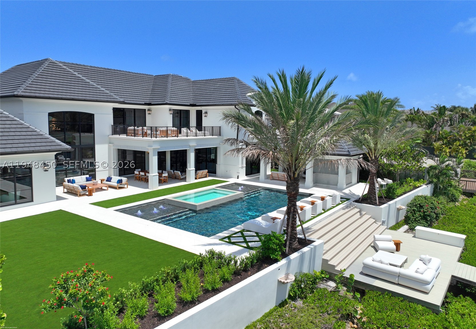 369 Eagle Dr, Jupiter FL 33477
