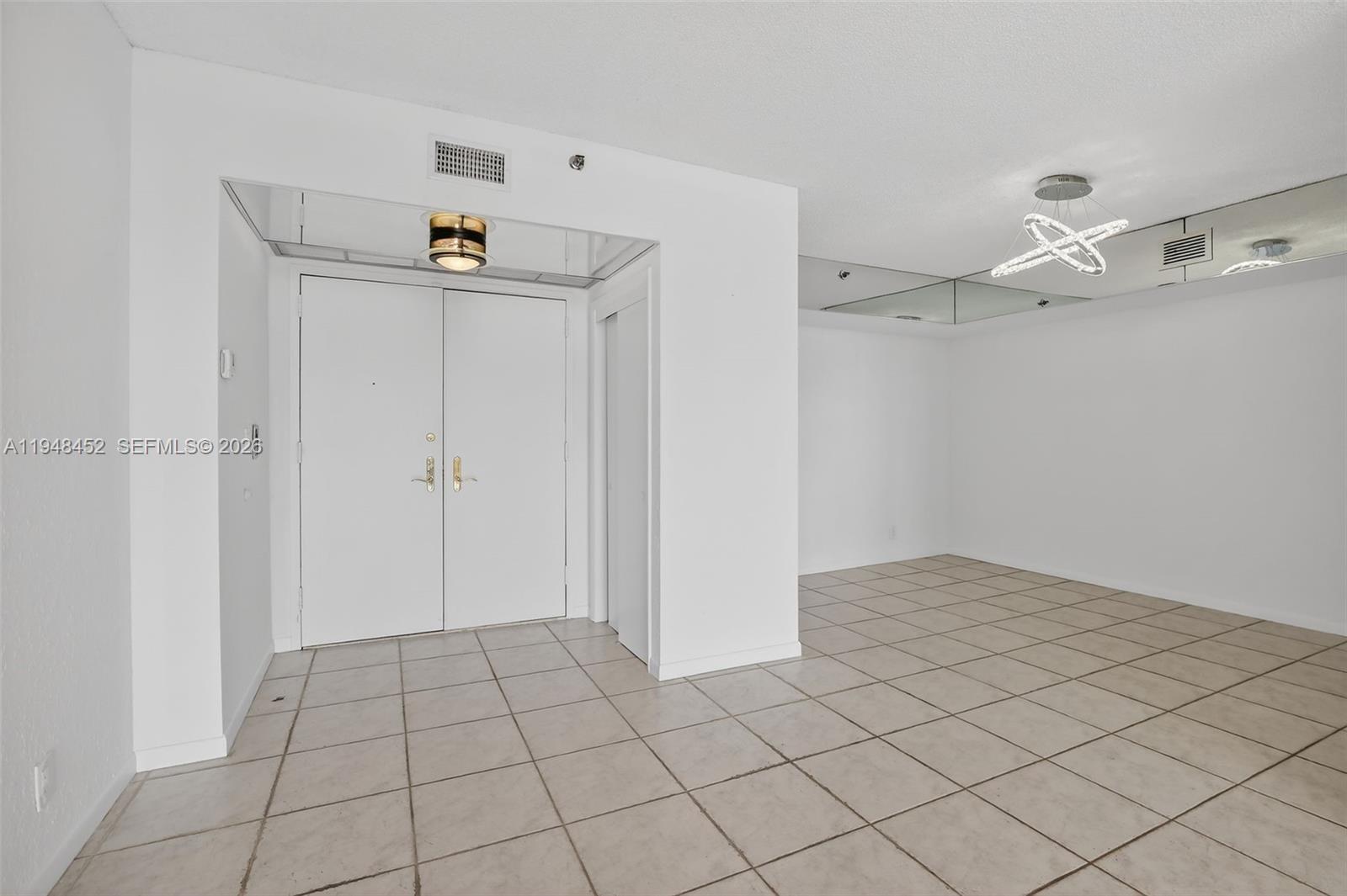 20281 E Country Club Dr #405, Aventura FL 33180
