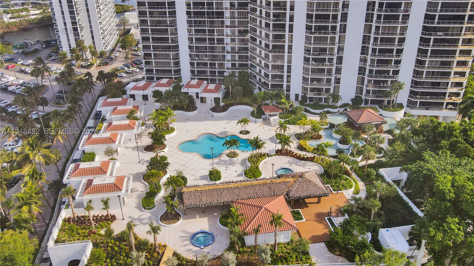 20281 E Country Club Dr #405, Aventura FL 33180
