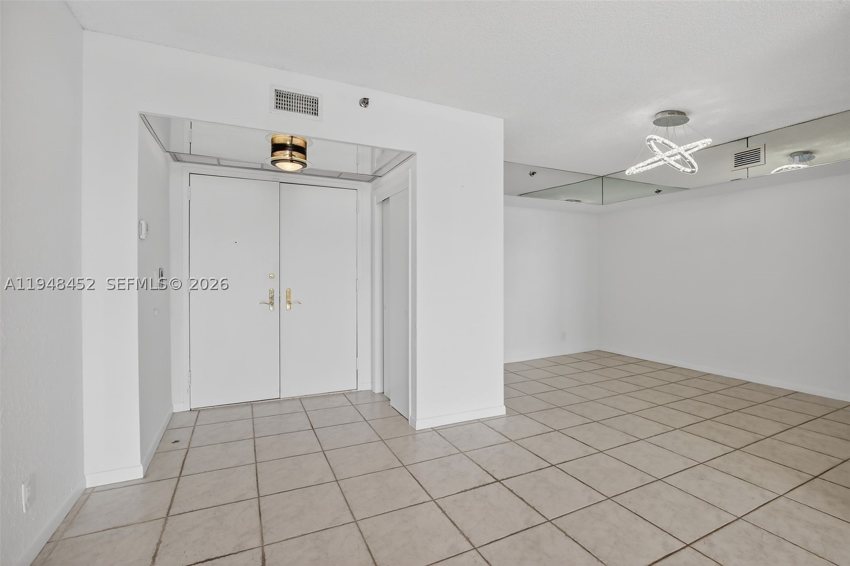 20281 E Country Club Dr #405, Aventura FL 33180