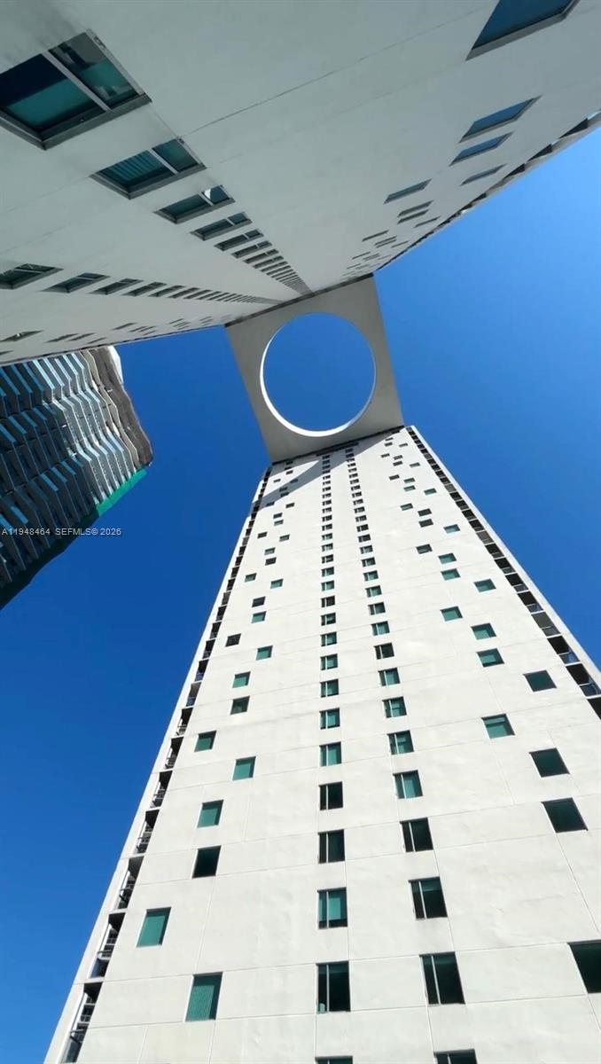 500 Brickell Ave #3408, Miami FL 33131