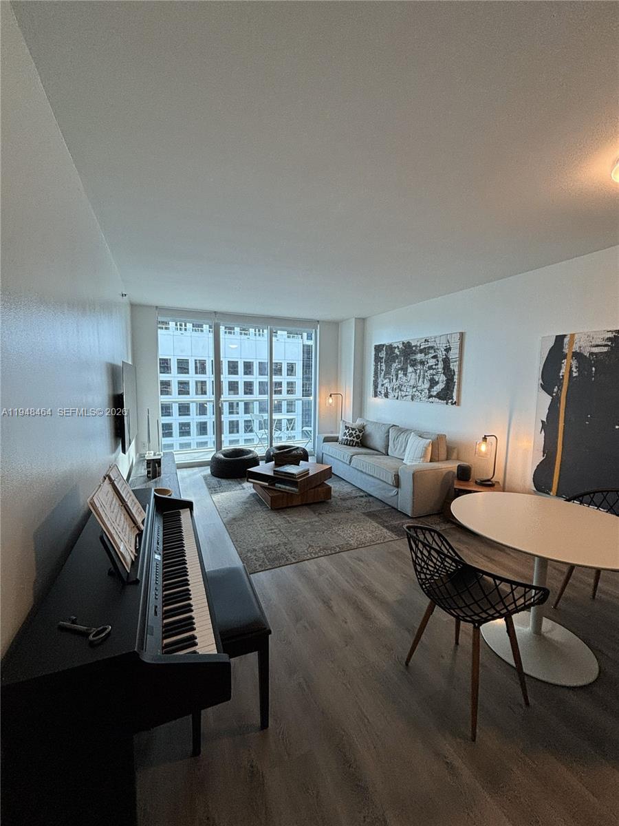 500 Brickell Ave #3408, Miami FL 33131