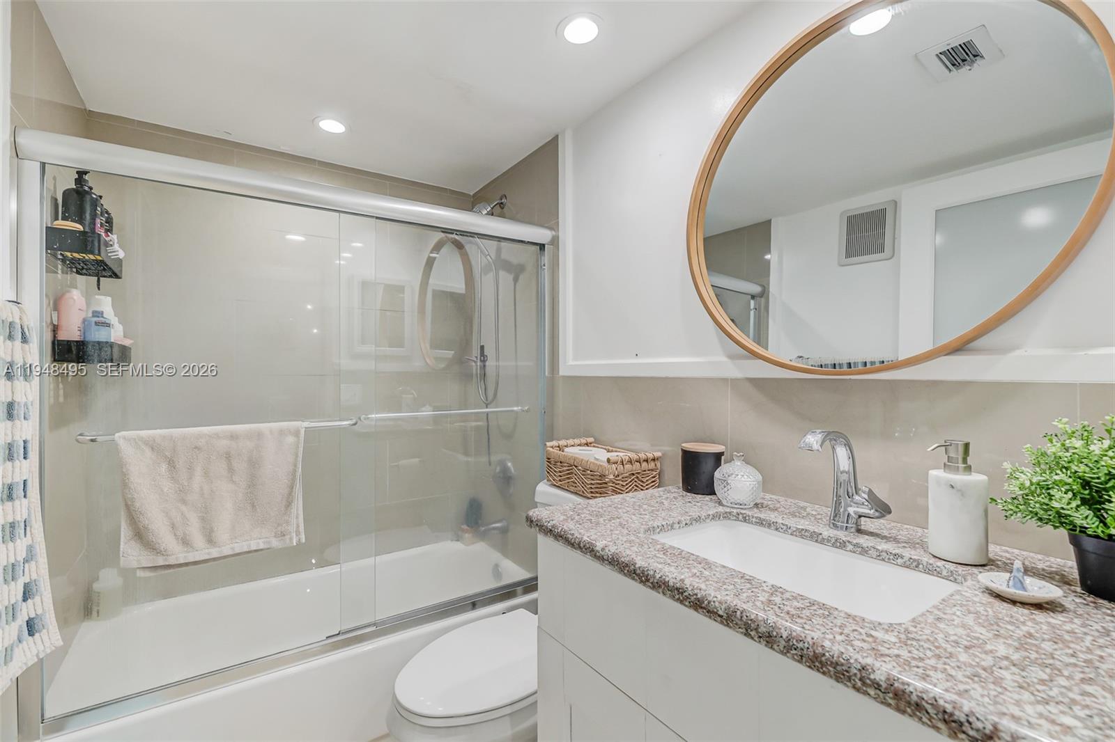 770 Claughton Island Dr #409, Miami FL 33131