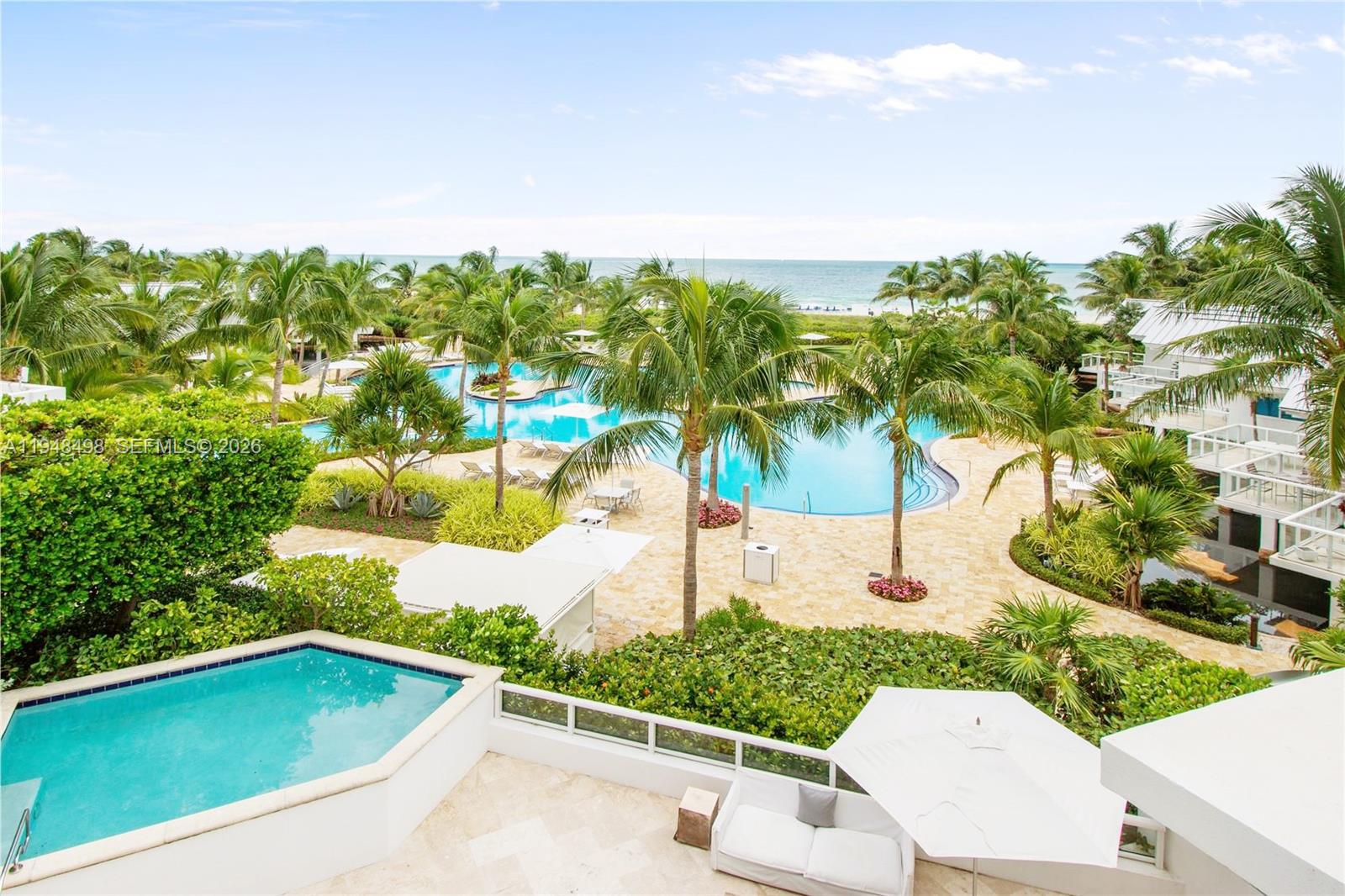 50 S Pointe Dr #TWN2, Miami Beach FL 33139