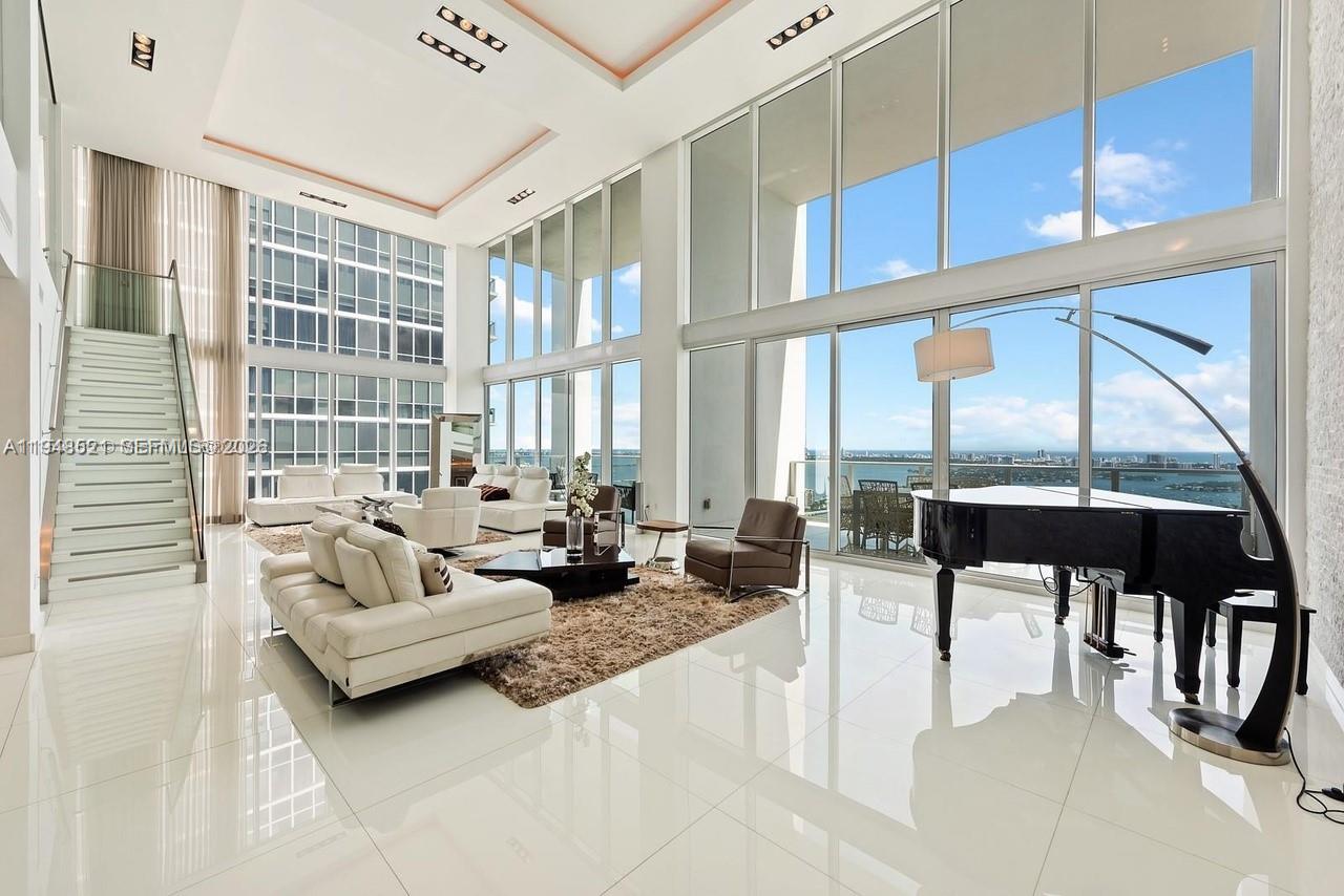 1040 Biscayne Blvd #4403, Miami FL 33132