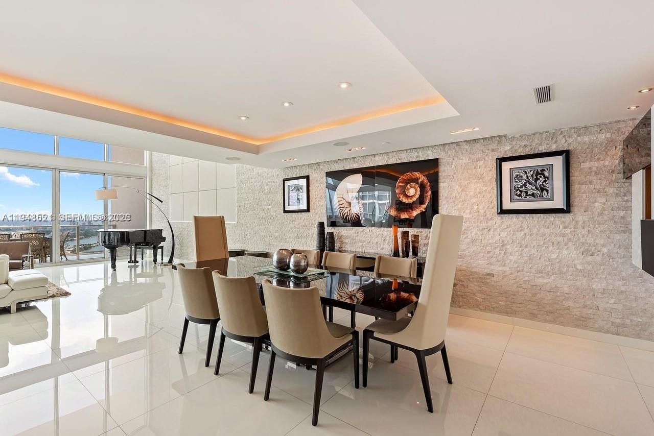 1040 Biscayne Blvd #4403, Miami FL 33132