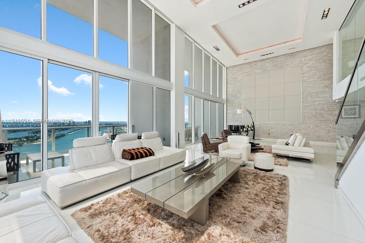 1040 Biscayne Blvd #4403, Miami FL 33132