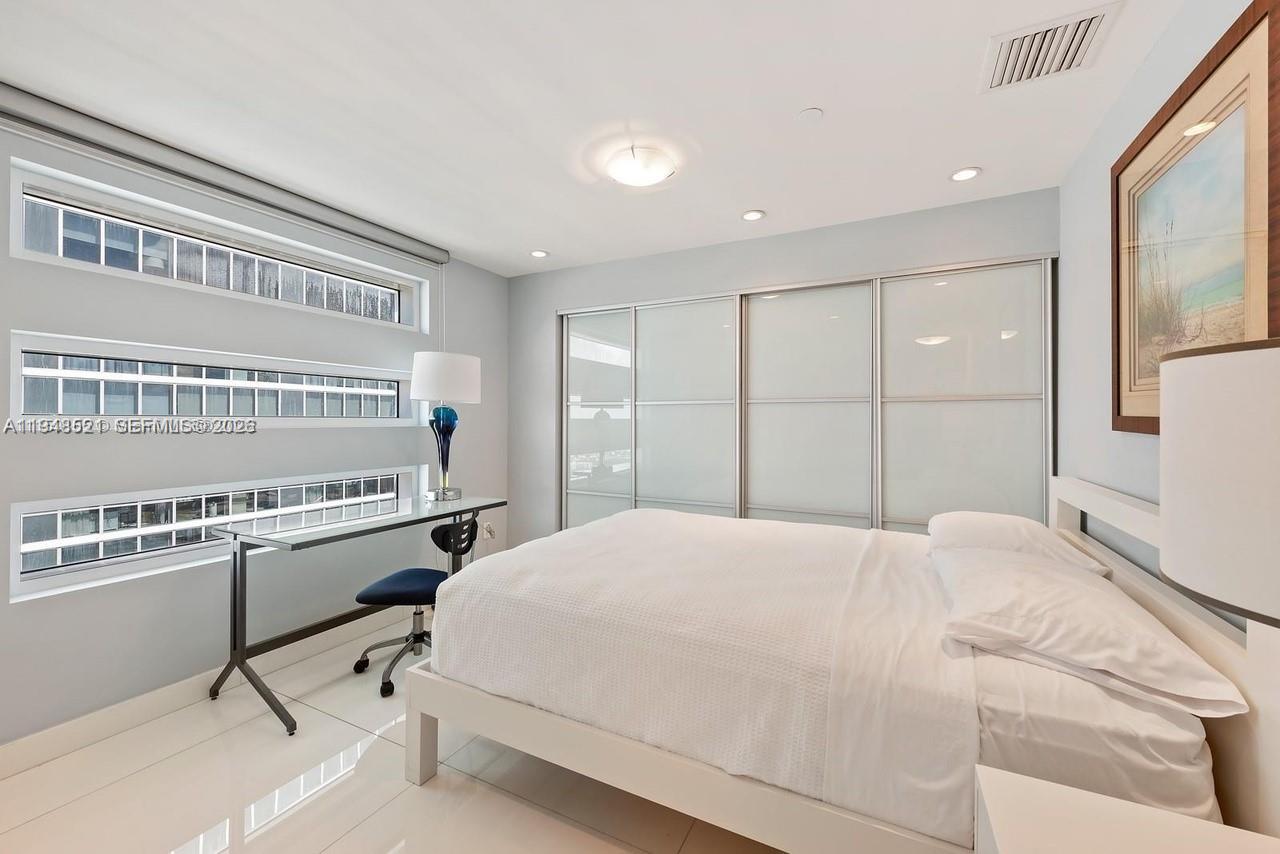 1040 Biscayne Blvd #4403, Miami FL 33132