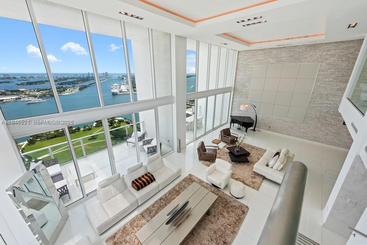 1040 Biscayne Blvd #4403, Miami FL 33132