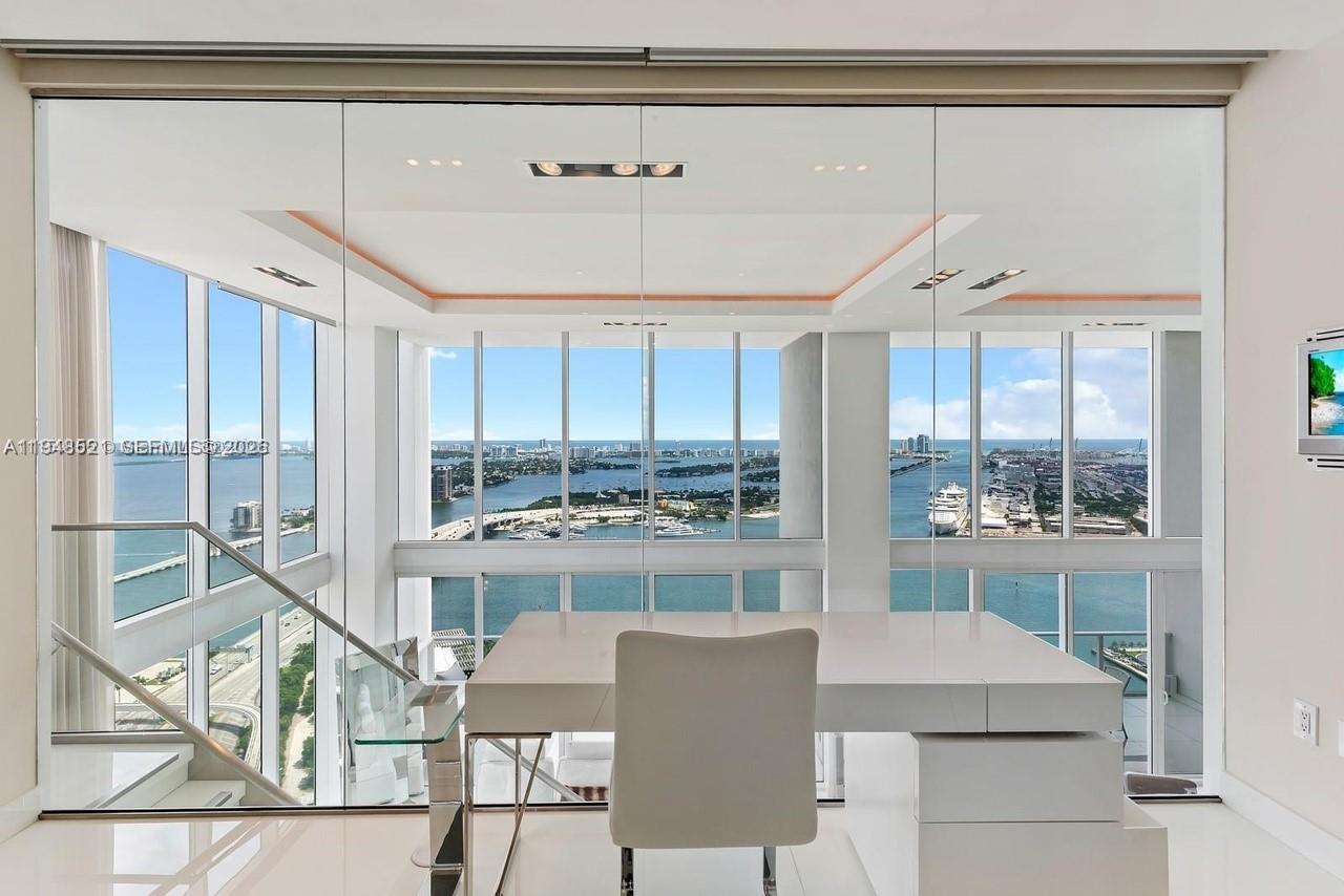 1040 Biscayne Blvd #4403, Miami FL 33132