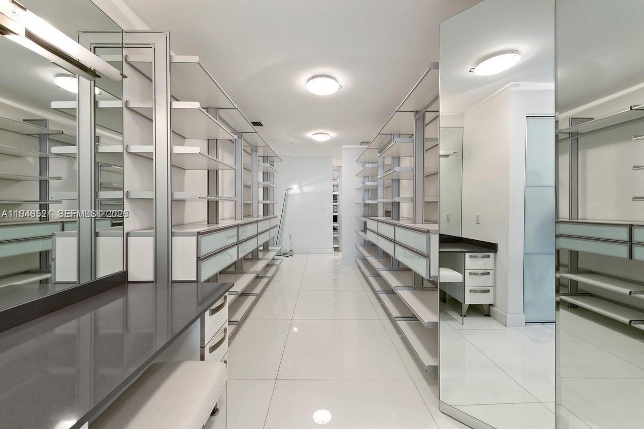 1040 Biscayne Blvd #4403, Miami FL 33132