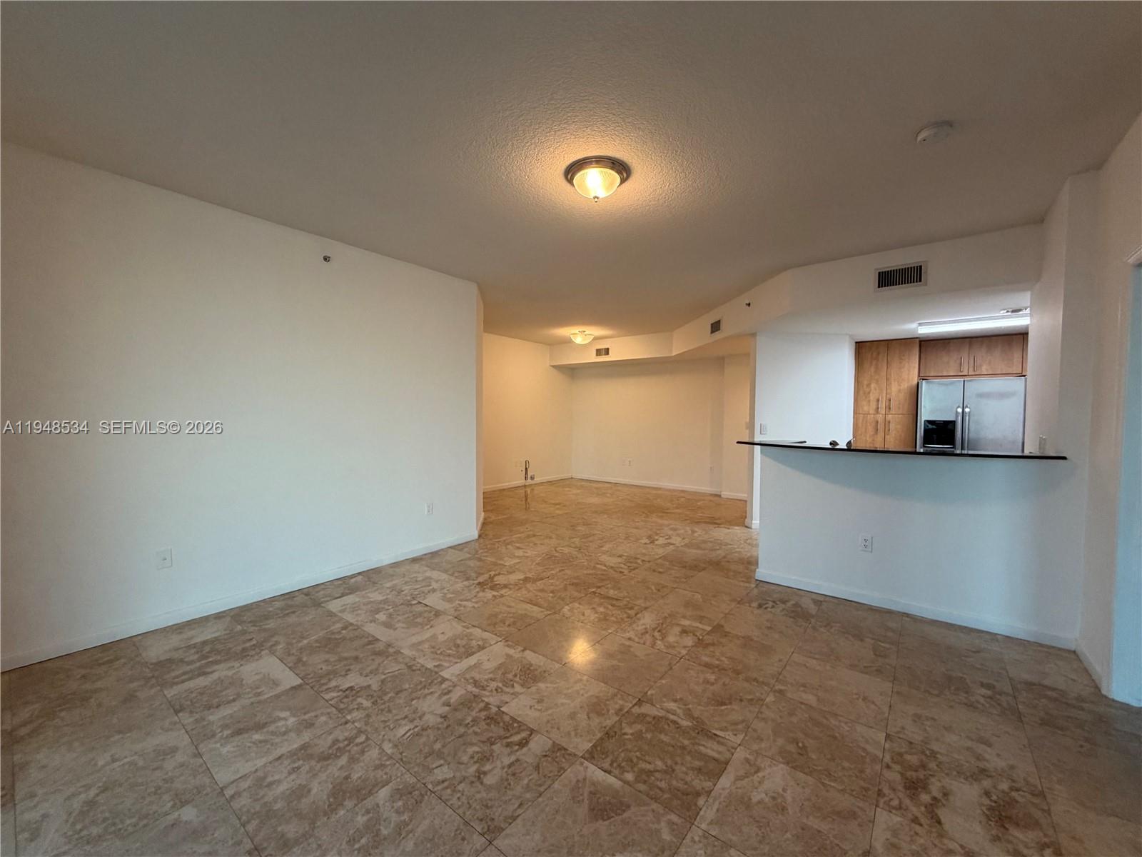 7900 Harbor Island Dr #1216, North Bay Village FL 33141