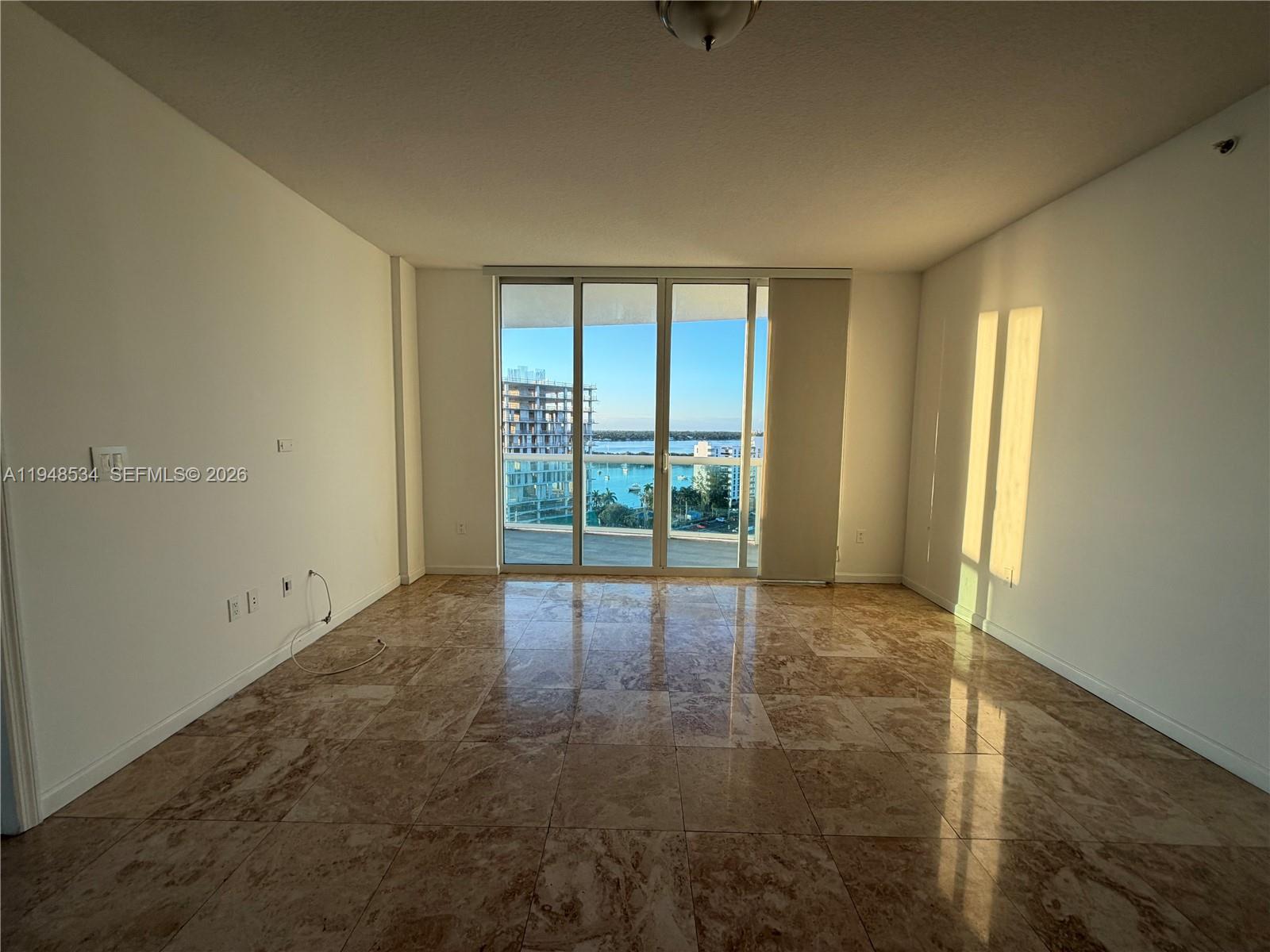 7900 Harbor Island Dr #1216, North Bay Village FL 33141