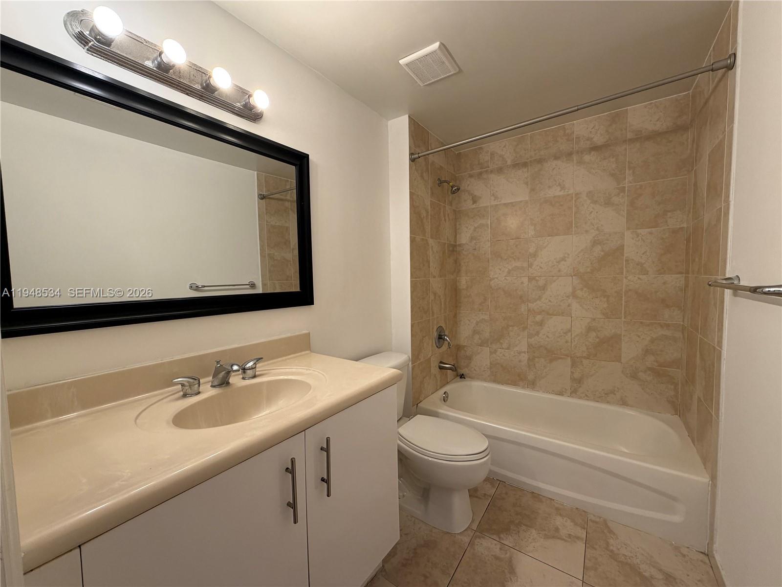 7900 Harbor Island Dr #1216, North Bay Village FL 33141