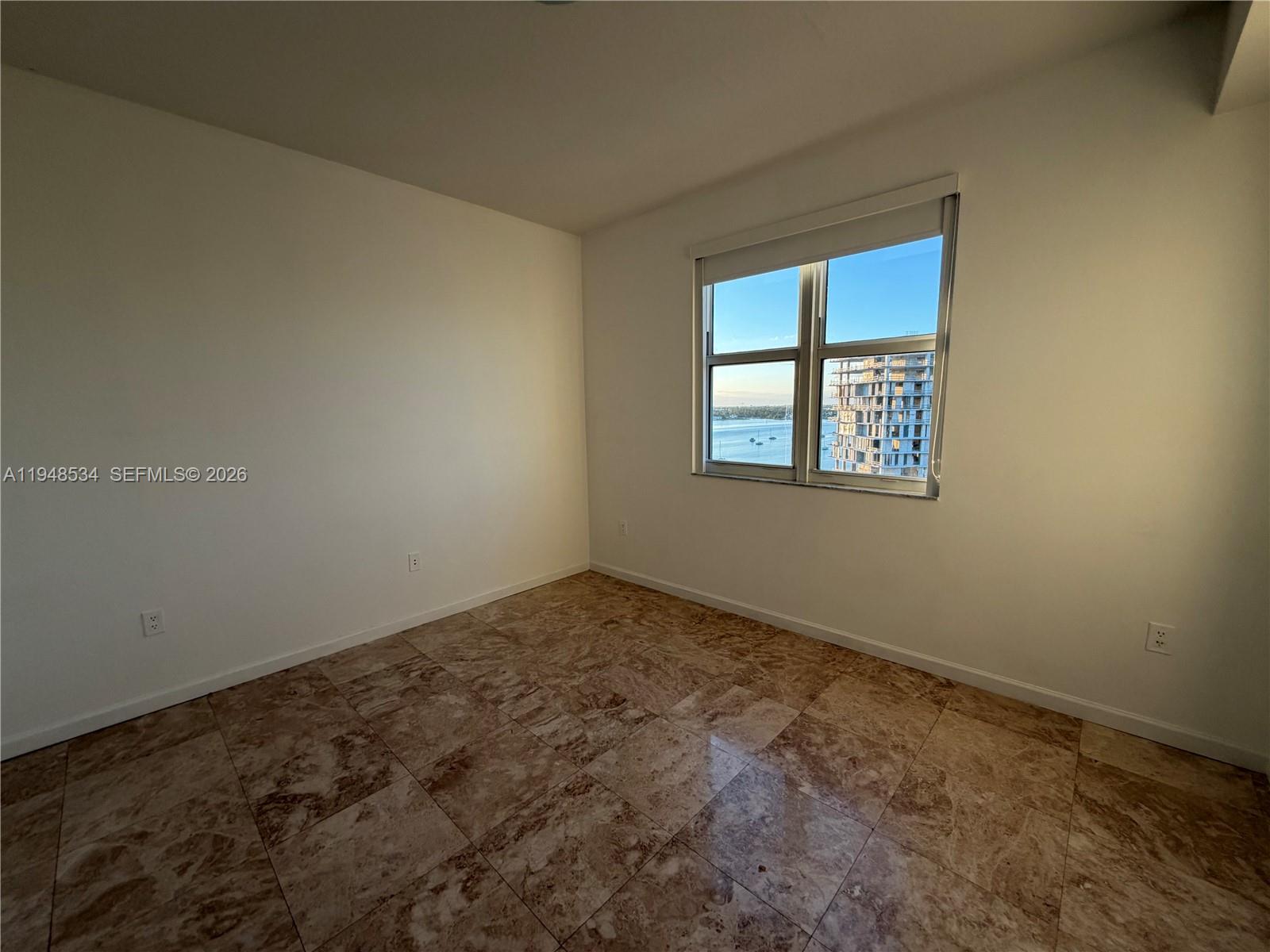 7900 Harbor Island Dr #1216, North Bay Village FL 33141