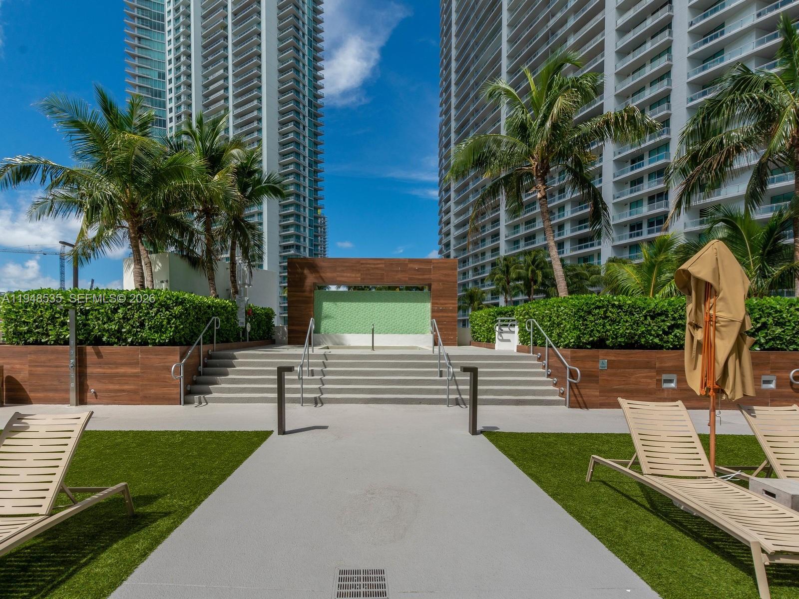 350 S Miami Ave #3302, Miami FL 33130
