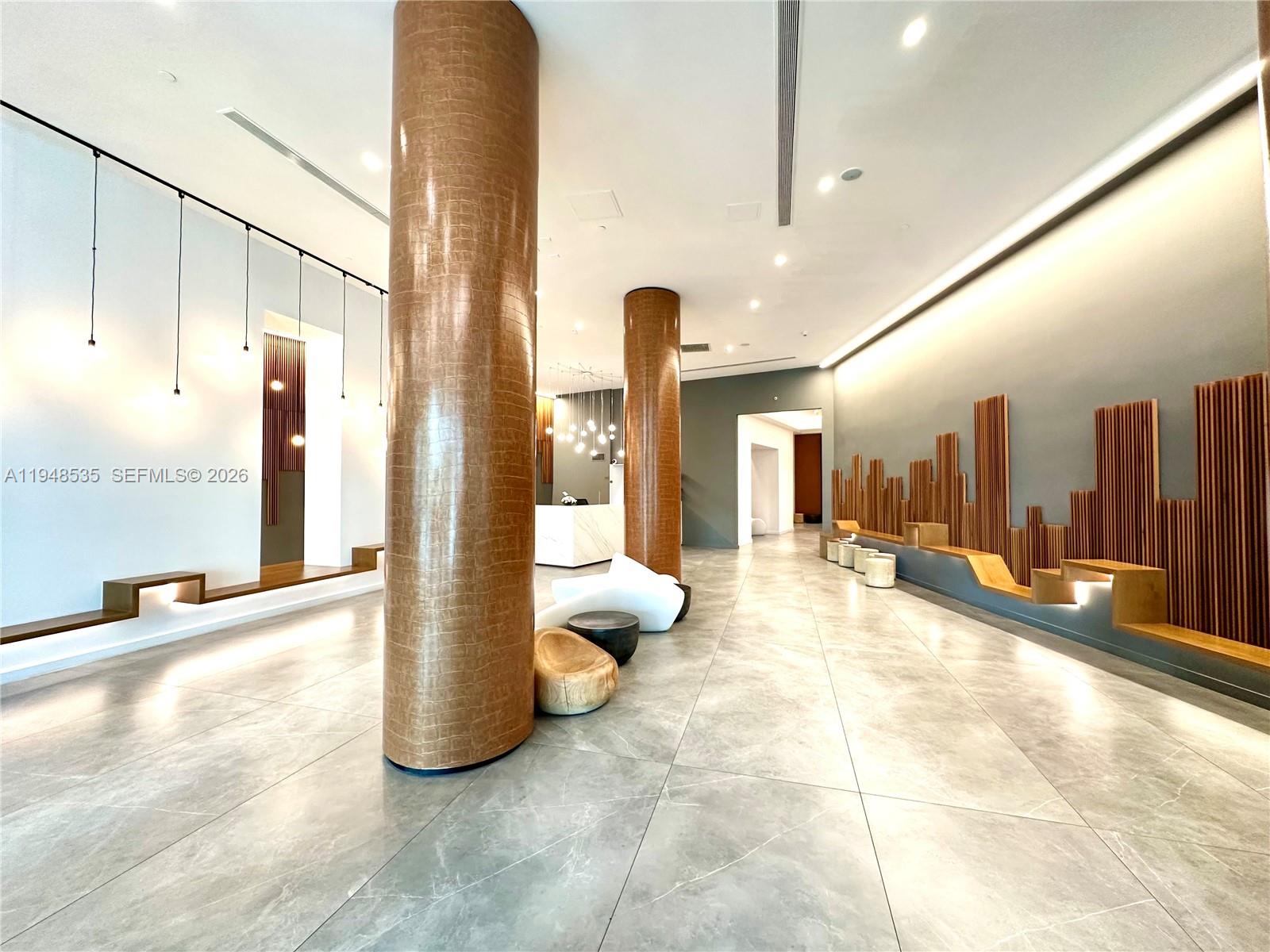 350 S Miami Ave #3302, Miami FL 33130