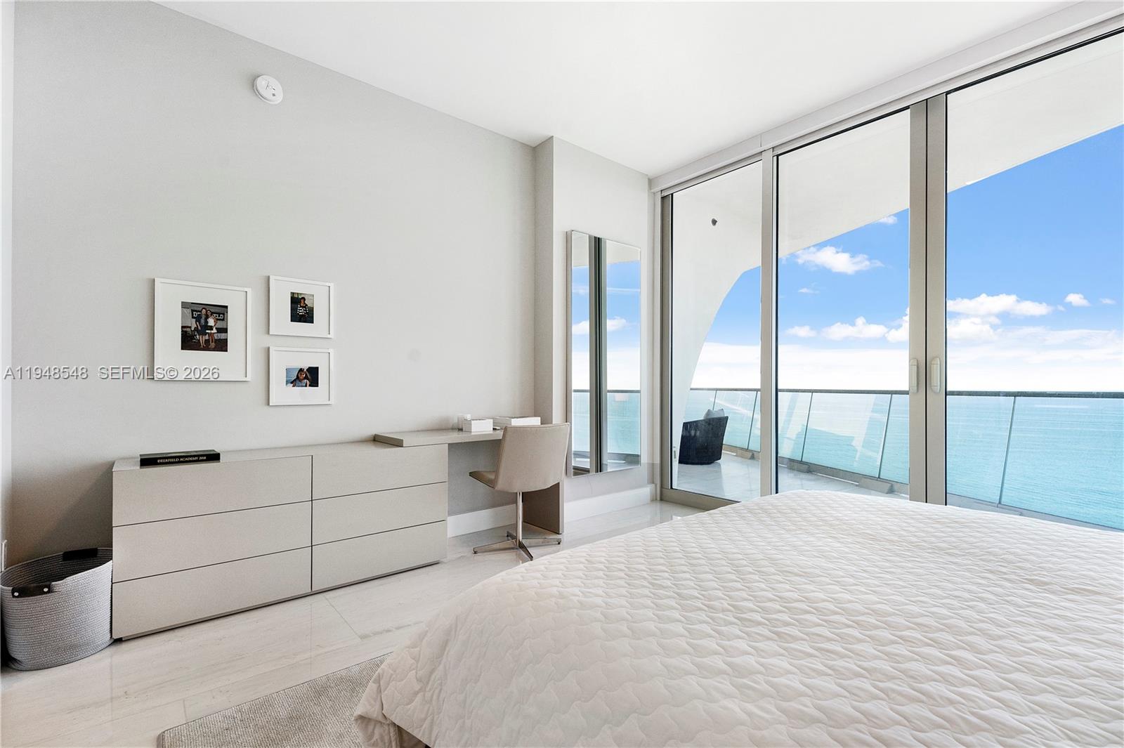 16901 Collins Ave #3005, Sunny Isles Beach FL 33160