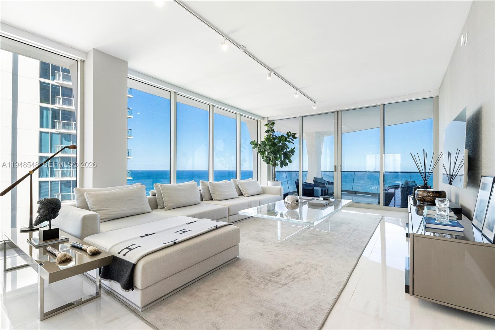 16901 Collins Ave #3005, Sunny Isles Beach FL 33160