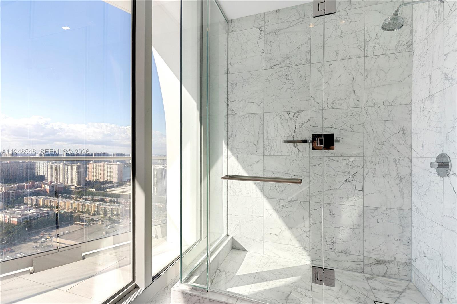 16901 Collins Ave #3005, Sunny Isles Beach FL 33160